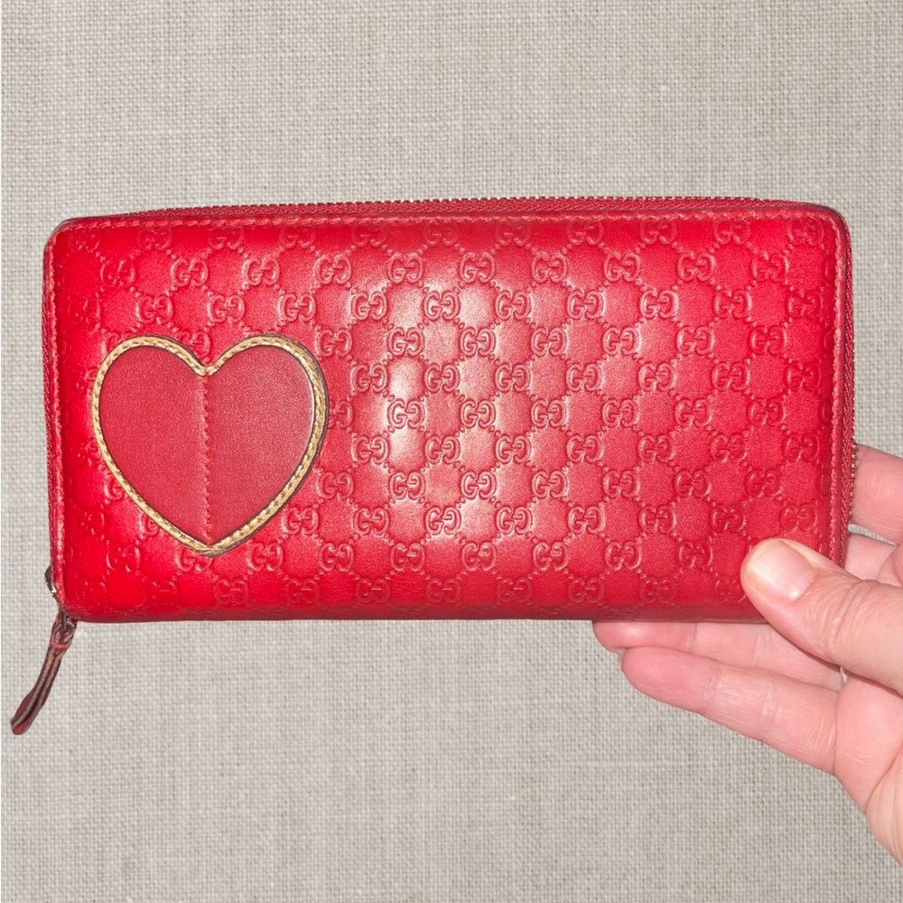 Gucci Microguccissima Red Heart Embossed Soho Zip Around Long Wallet